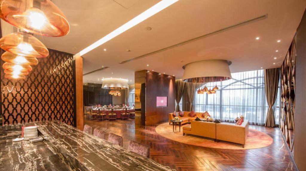 Maison New Century Hotel Dongguan Tungkuan Kültér fotó