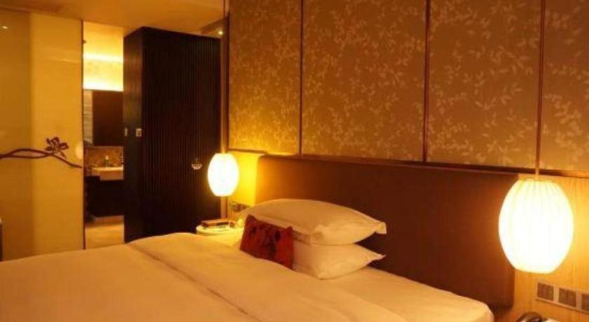 Maison New Century Hotel Dongguan Tungkuan Kültér fotó